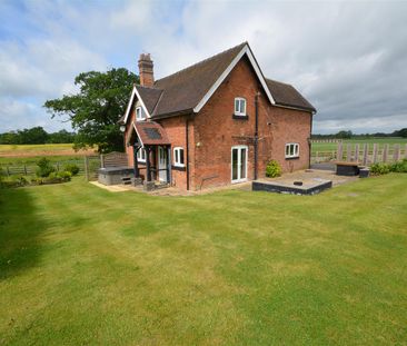 Ardsley Cottage, Hoargate Lane, Longford, Ashbourne, DE6 3AG - Photo 1