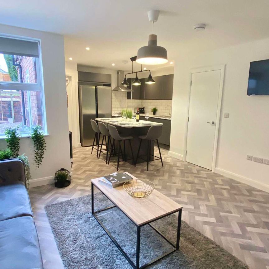 Amington Road Unit 4 - Photo 1