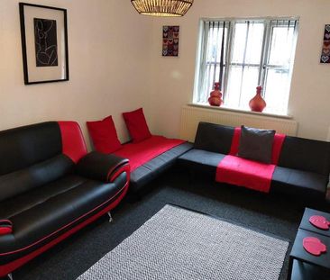 6 bedroom private hall to rent - Photo 3