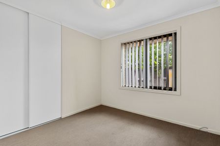 Seaford Meadows Gem: Stylish 3-Bedroom Family Living - Photo 5