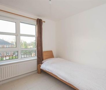 18 Richmond Heights, Holywood, BT18 9TF - Photo 2