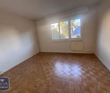 Location Appartement 5 pièces 119m² LE MANS 72000 - Photo 6