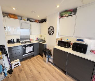 High Street, Waltham Cross - Photo 6