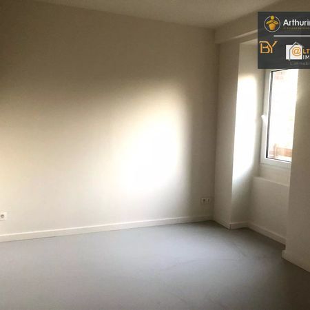 Location Appartement 2 pièces 47 m2 à Saint-Didier - Photo 4