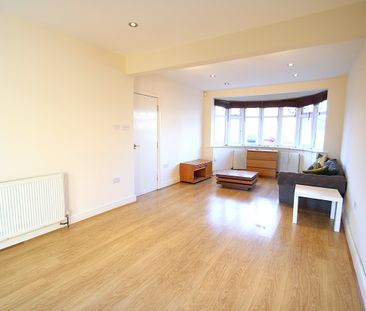 Minehead Road, Harrow - Photo 3