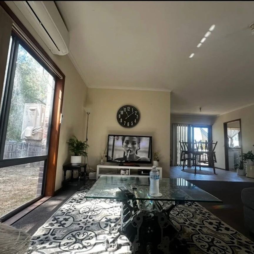 Bayswater North - Photo 1