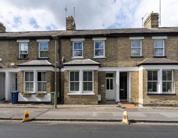 3 bedroom terraced house to rent - Photo 1