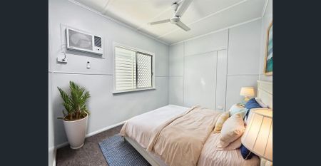 RENOVATED 3 BEDROOM HOME IN MUNDINGBURRA + HUGE BLOCK! - Photo 5