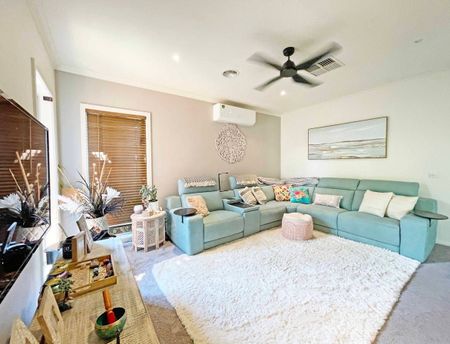 Where Space, Style, and Serenity Align - Photo 2