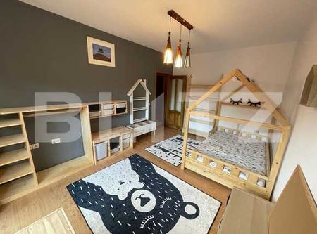 Apartament cu 3 camere, parcare, decomandat, 86mp, zona Campului - Photo 2