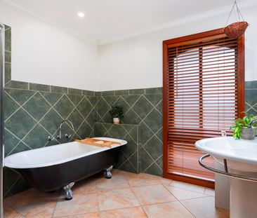 2 Wattle Court, Wodonga VIC 3690 - House For Rent | Domain - Photo 6