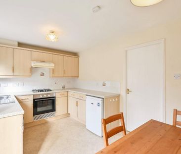 3 bedroom terraced house to rent - Photo 6