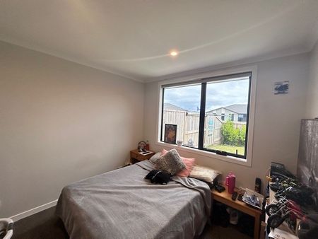 Near New on Nursery - Papamoa - Photo 4