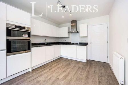 Burney Drive, Eagle Farm South, Milton Keynes, Buckinghamshire, MK17 - Photo 2