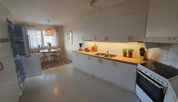 Kyrkvägen 2A - Foto 1