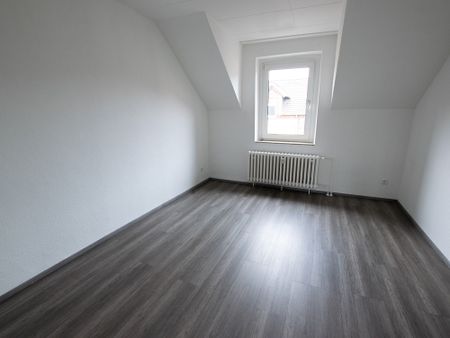 Auf los geht’s los…gemütliche 2 Zimmer 500,-€ Renovierungsgutschrift - Photo 2