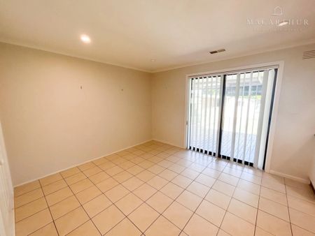 61 Vincent Road, Lake Albert NSW 2650 - Photo 3