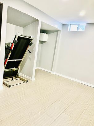 For Lease - 114 Fellowes Crescent, Hamilton, Ontario - Photo 1