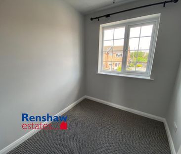 3 bedroom semi-detached house to rent - Photo 2