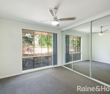 Tranquil Family Living in a Prime Location - Photo 2