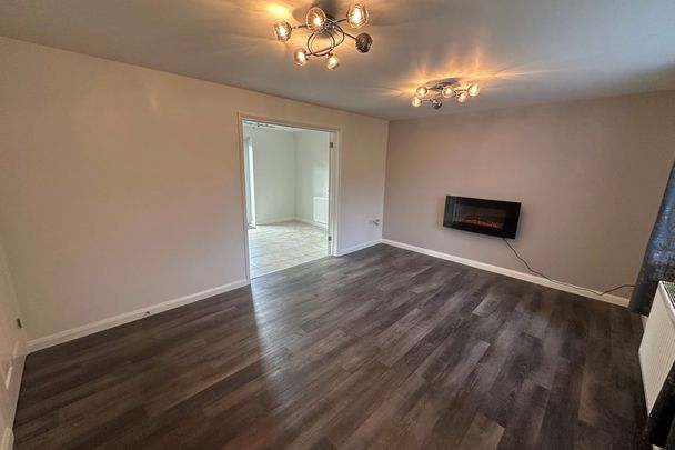 Heathlands - Photo 1