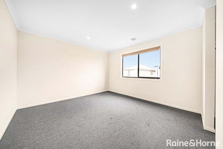 15 Penelope Street, Tarneit, VIC 3029 - Photo 4