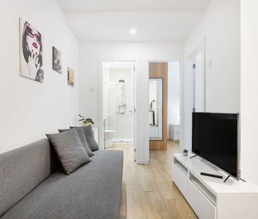 Rua de Ramalho Ortigão 64 - Photo 6