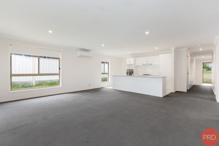 14 Vulture Street, Ellalong NSW 2325 - House For Rent | Domain - Photo 2