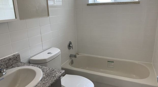 For Lease - 52 Park Street Unit# 307, Mississauga, Ontario - Photo 1