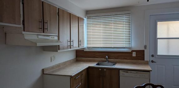 Cession de bail - 5 1/2 à 1119$/mois tout inclus dans Neufchâtel - Photo 2