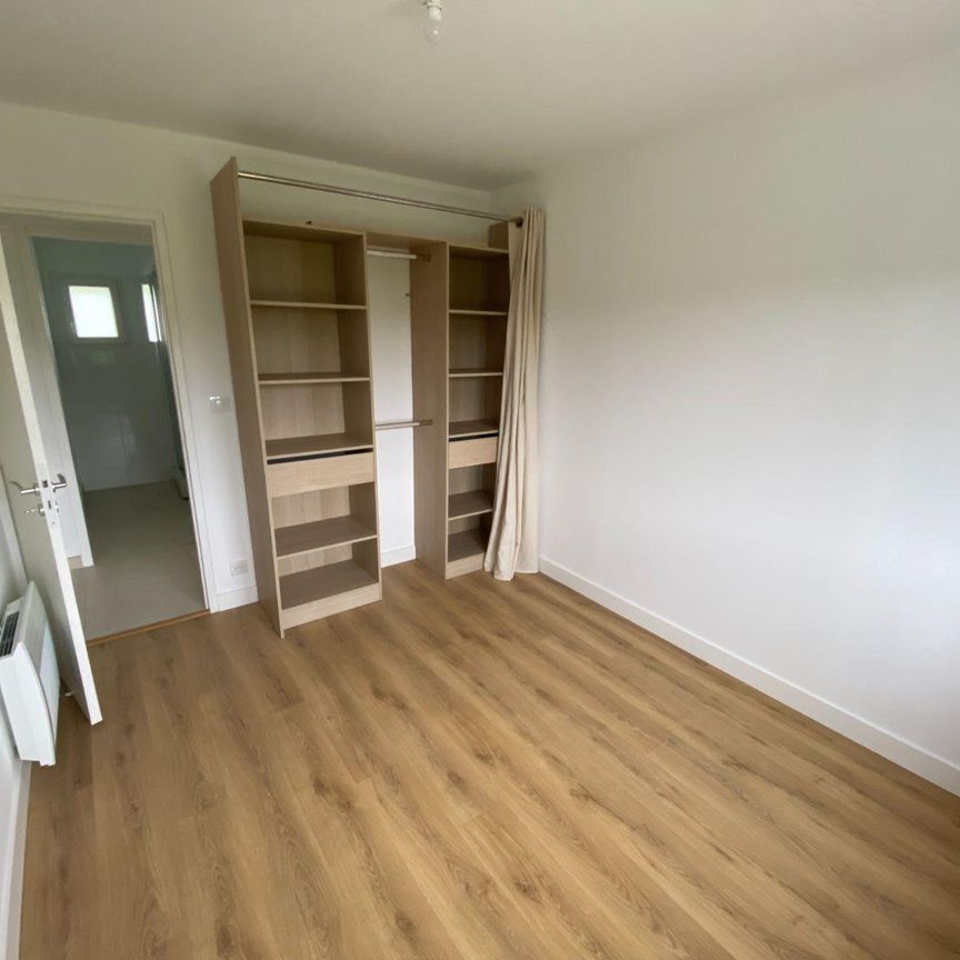 MONTGERMONT, à deux pas du centre et à proximité immédiate de RENNES, maison en campagne entièr... - Photo 1