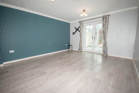 Oulton Road, Rugby, CV21 - Photo 2