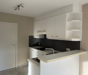 ruim instapklaar twee slaapkamer appartement met groot zongericht t... - Photo 1