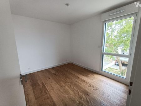 NOUVEAUTE - A LOUER A BRUZ - PLEIN CENTRE-VILLE - RESIDENCE BACCARAT : appartement récent de ty... - Photo 3