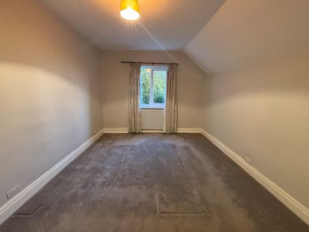 4 bedroom semi-detached house to rent - Photo 3