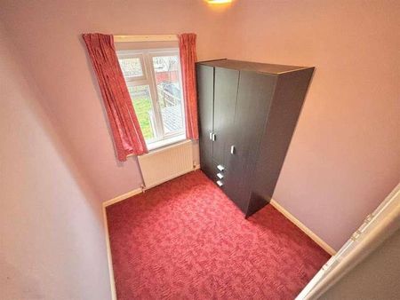 Brackley Road, Bedford, MK42 - Photo 3