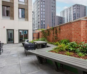 Studio to rent - Photo 6