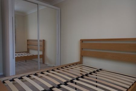 Beechtree Close - Photo 2