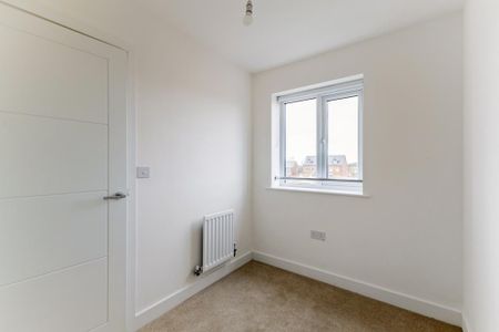 3 bedroom terraced house to rent - Photo 2