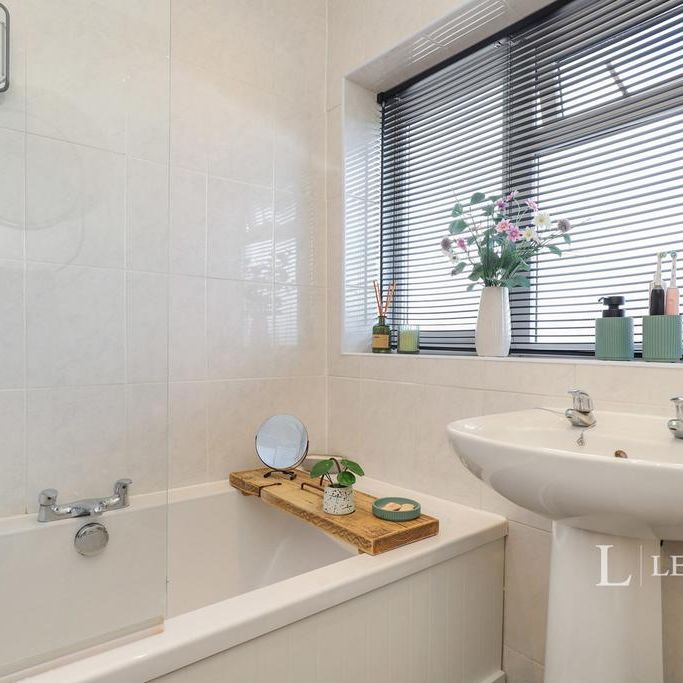 2 bedroom terraced house to rent - Photo 1