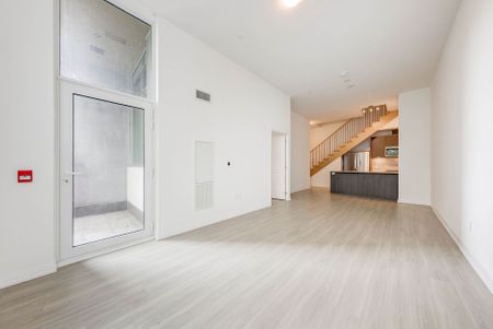 For Lease - 25 Holly Street Unit# TH104, Toronto, Ontario - Photo 3