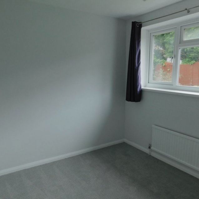 Ian Close, East Sussex - £1,450pcm - Photo 1