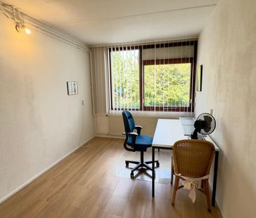 Te huur: Huis Berliozstraat in Maassluis - Photo 4