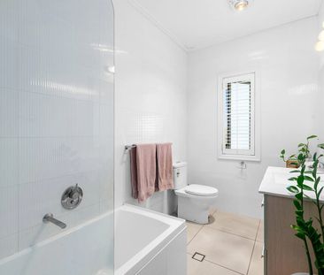 Relaxed Outdoor Living with Pool & Spa - Photo 6