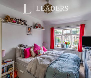 3 bedroom end of terrace to rent Copse Close - Photo 6