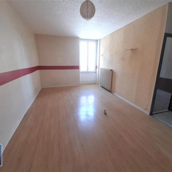 Location Appartement 2 pièces 44m² VILLEFRANCHE SUR SAONE 69400 - Photo 1