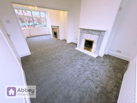 3 bedroom semi-detached house to rent - Photo 4