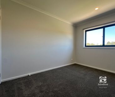 SCENIC SURROUNDS - Photo 2