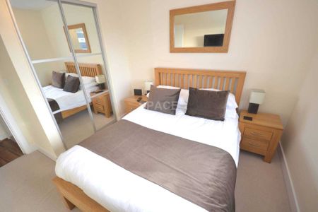 Heron House, Reading, Kennet Island, RG2 0GN - Photo 2