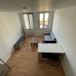 Location Appartement 2 pièces 25 m2 à Saint-Quentin - Photo 1
